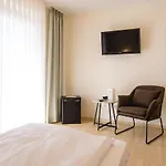 ホテル Akzent Meerfraeulein 3*