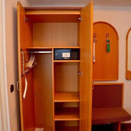 Akzent Meerfräulein 3*